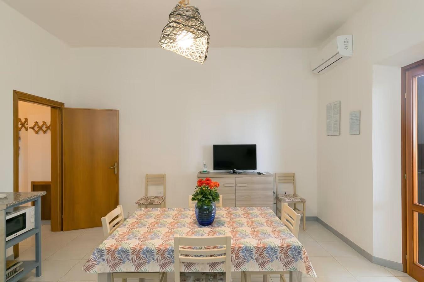 Agriturismo I Debbi Bibbona Bagian luar foto