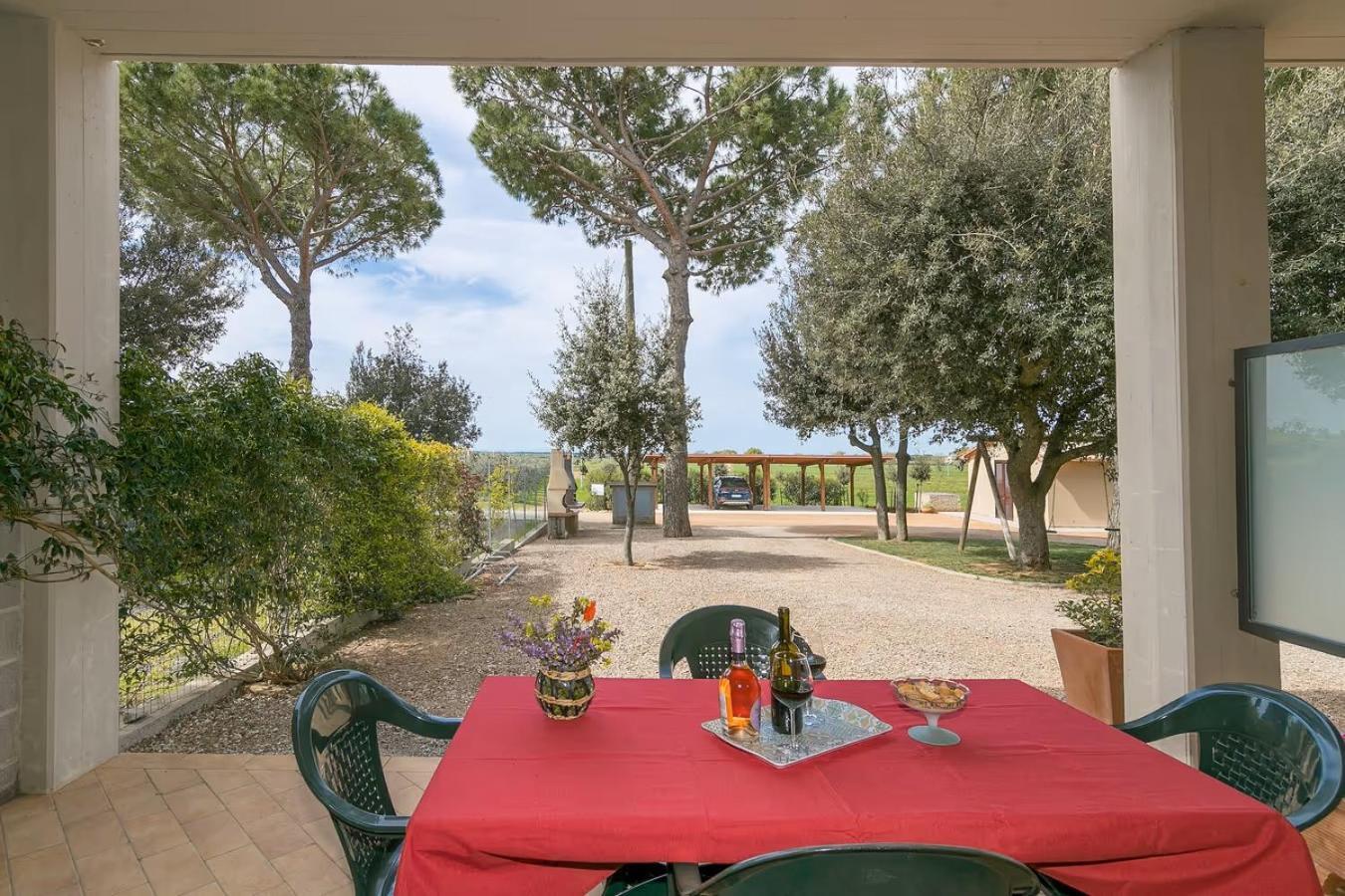 Agriturismo I Debbi Bibbona Bagian luar foto